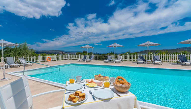 Leonidas Resort