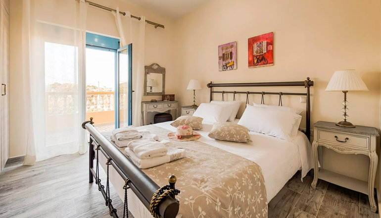 Lindos Luxury Retro Villas