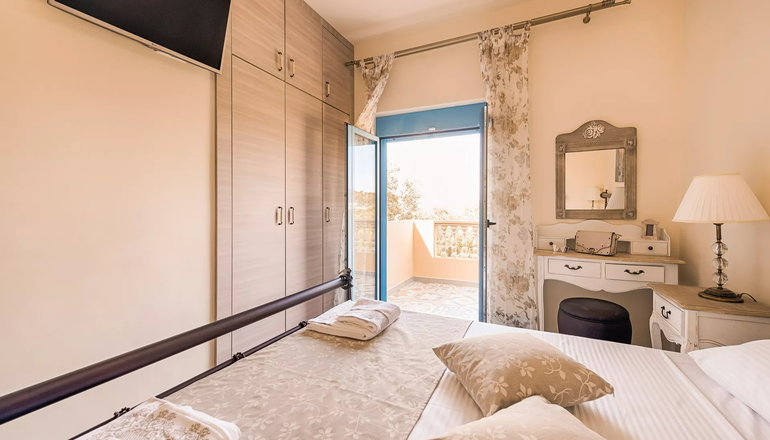 Lindos Luxury Retro Villas