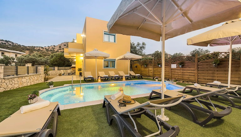 Lindos Luxury Retro Villas