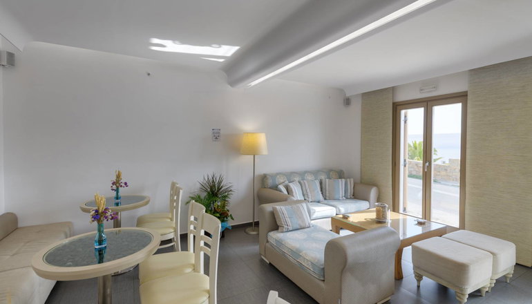 4* Lithos by Spyros & Flora
