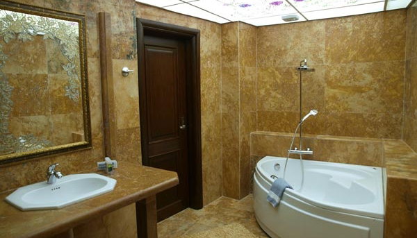 Lithos Hotel Spa