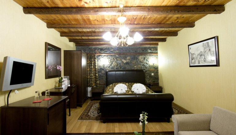 Lithos Hotel Spa