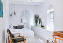Living Theros Luxury Suites