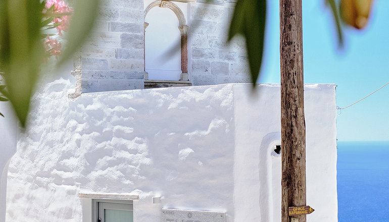 Living Theros Luxury Suites - Καρδιανή, Τήνος