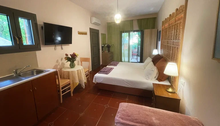 Hotel Ariadne - Σκύρος