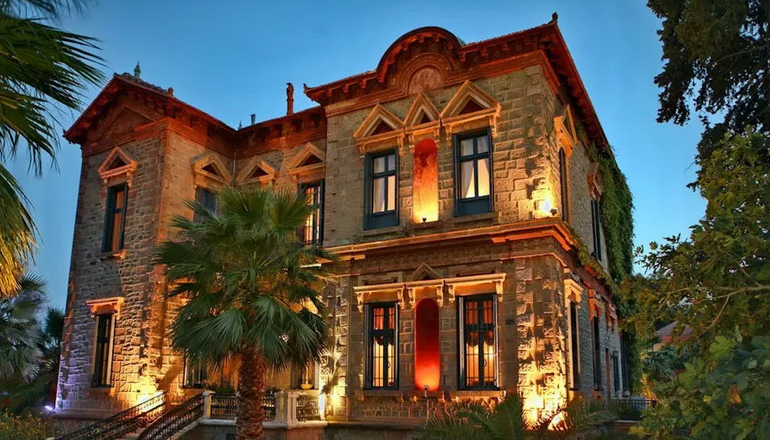 Loriet Hotel
