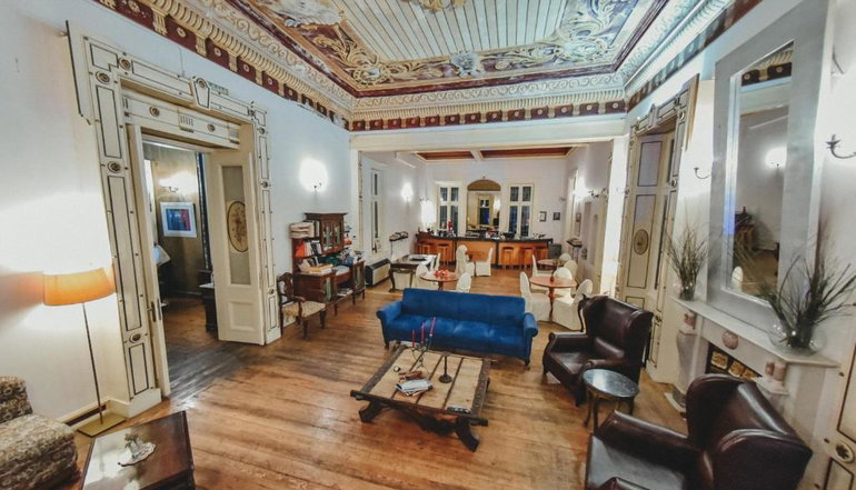 Loriet Hotel