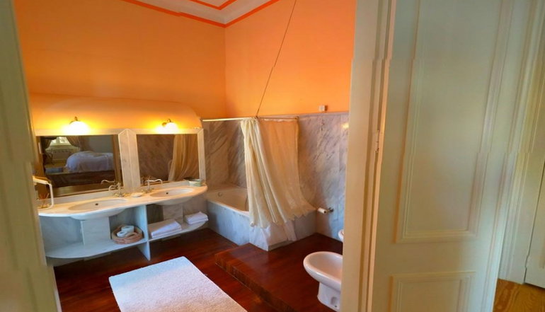 Loriet Hotel