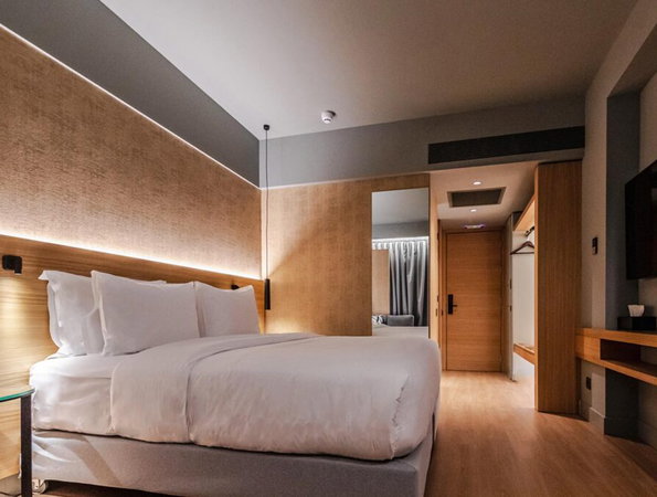 4* Magnes Hotel