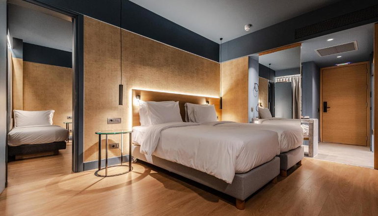 4* Magnes Hotel