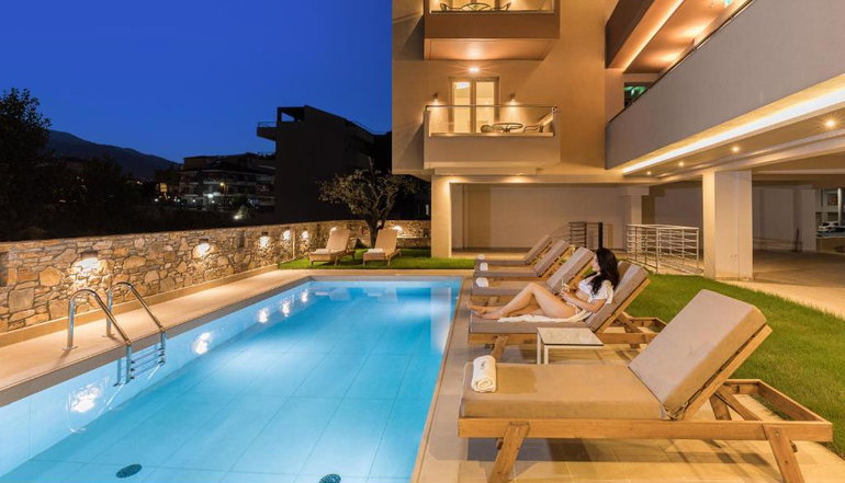 Makris Luxury Rooms Olympian Collection