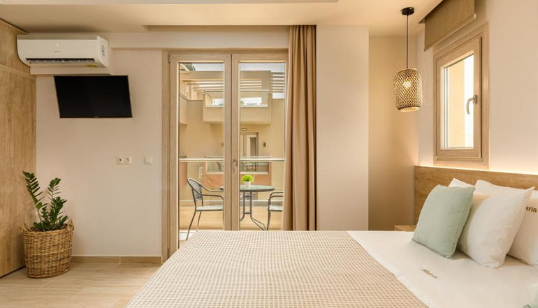 Makris Luxury Rooms Olympian Collection