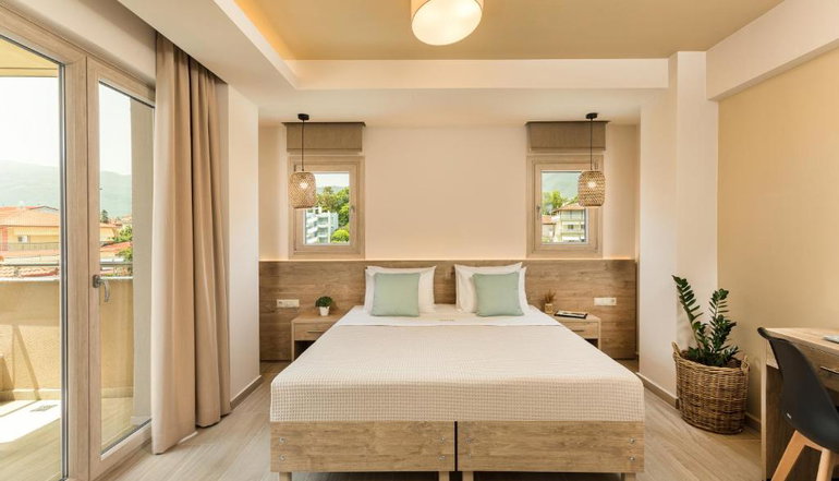 Makris Luxury Rooms Olympian Collection