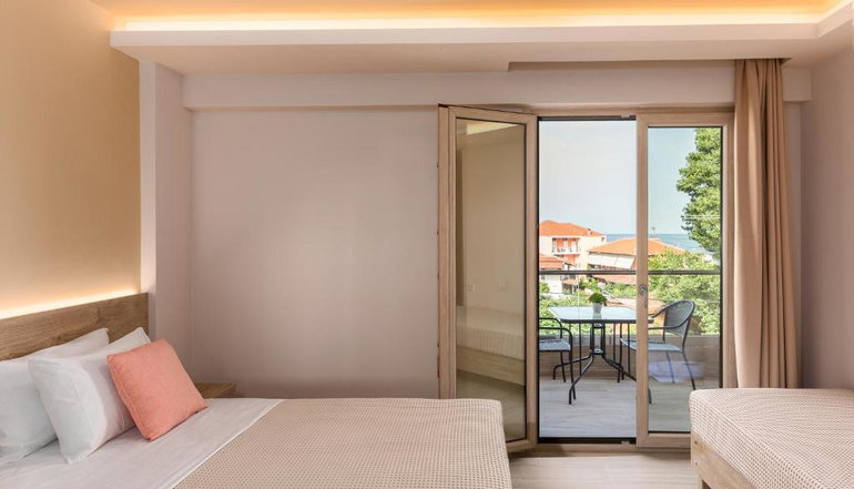 Makris Luxury Rooms Olympian Collection