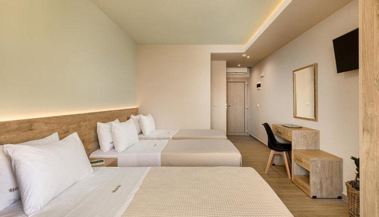 Makris Luxury Rooms Olympian Collection