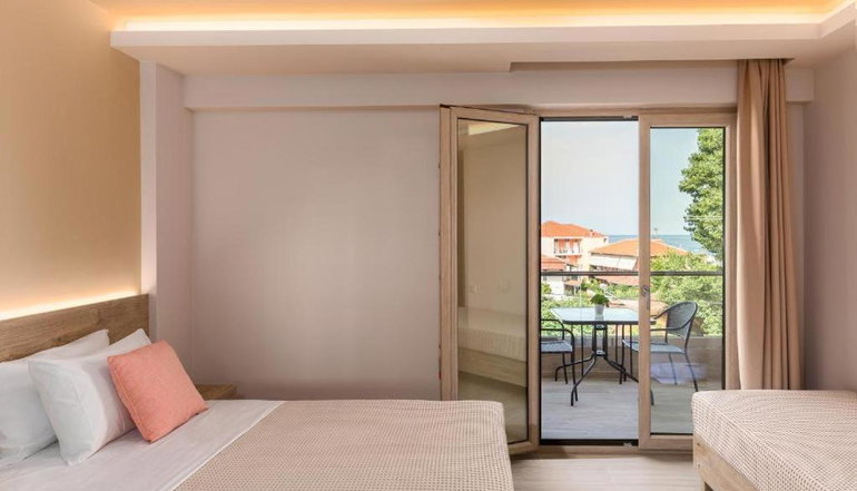 Makris Luxury Rooms Olympian Collection