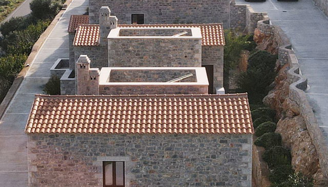 4* Manifest Hotel