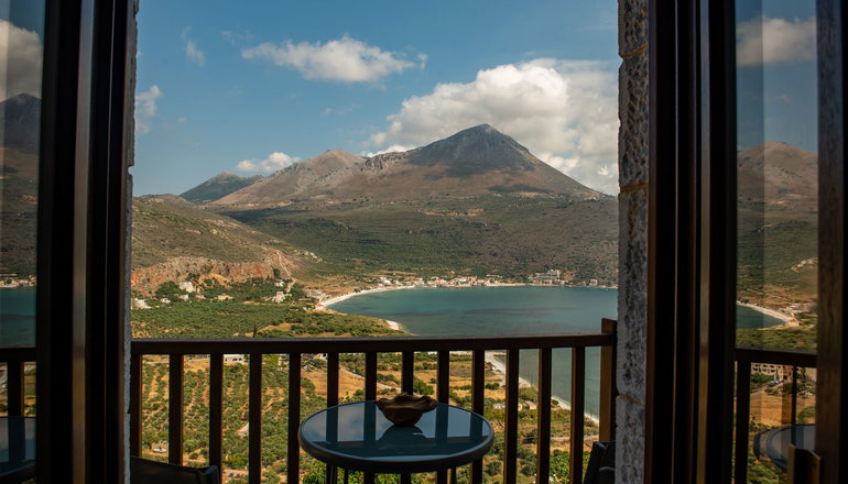 4* Manifest Hotel