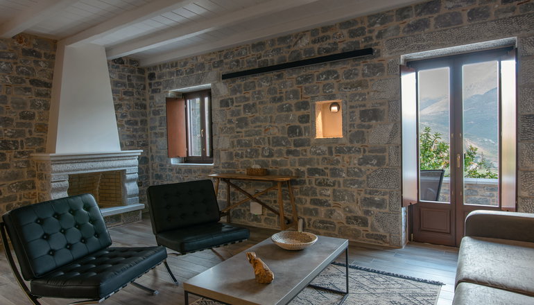 4* Manifest Hotel