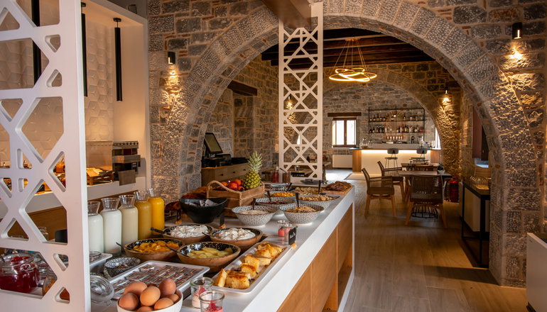 4* Manifest Hotel