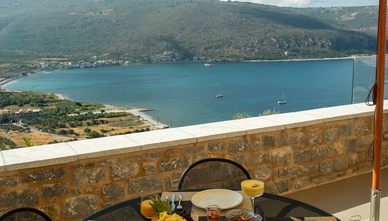 4* Manifest Hotel