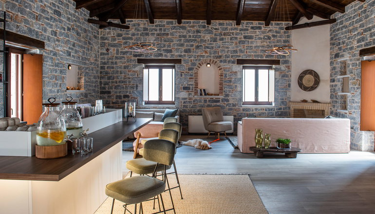 4* Manifest Hotel
