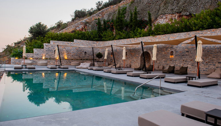 4* Manifest Hotel