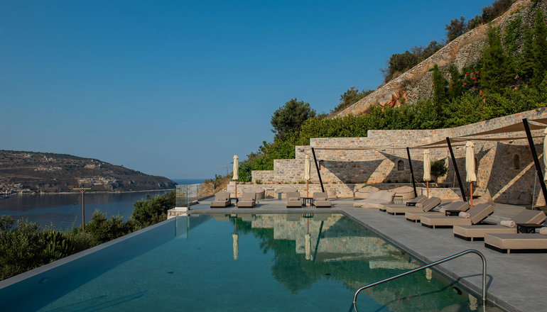 4* Manifest Hotel
