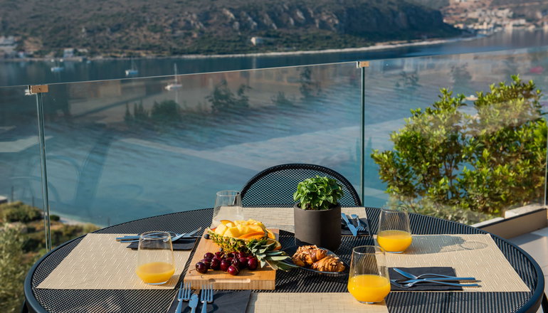 4* Manifest Hotel