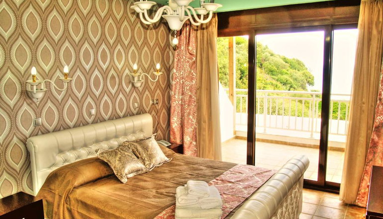 4* Maranton Beach Hotel