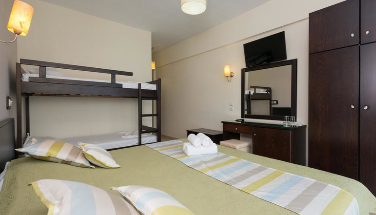4* Maranton Beach Hotel