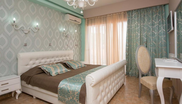 4* Maranton Beach Hotel