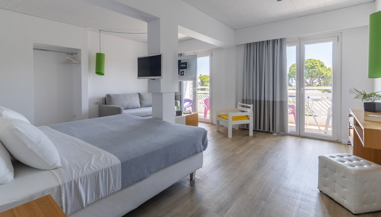 Marathon Beach Resort - Νέα Μάκρη