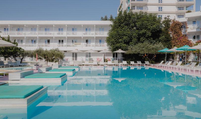 Marathon Beach Resort - Νέα Μάκρη