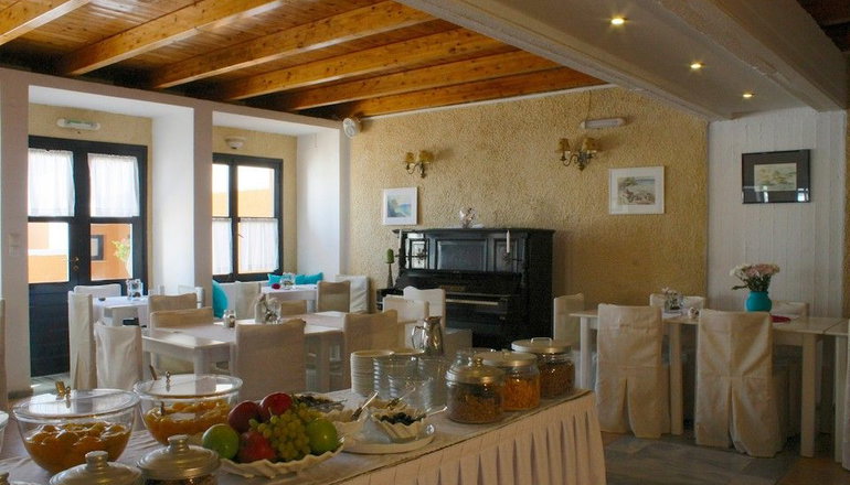 Mare Vista Hotel