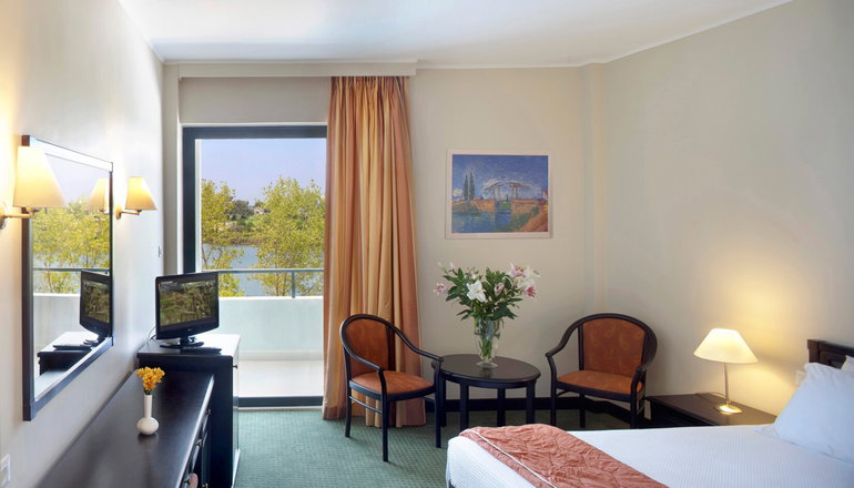 Margarona Royal Hotel