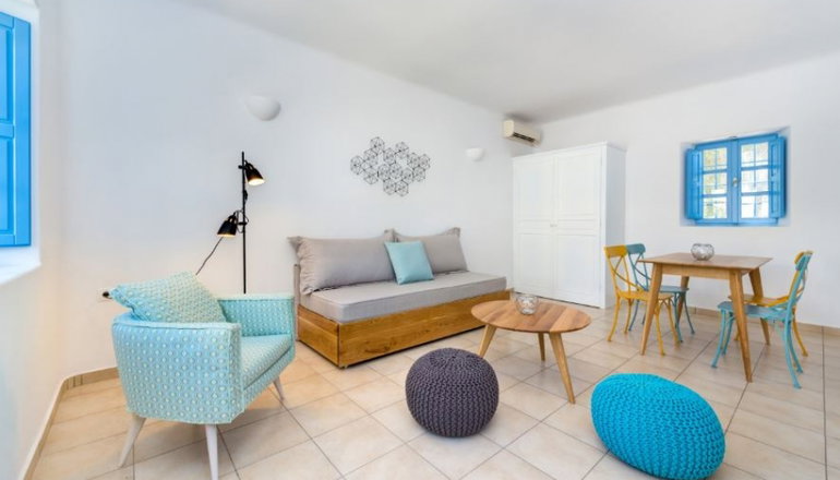 4* Marillia Village Santorini