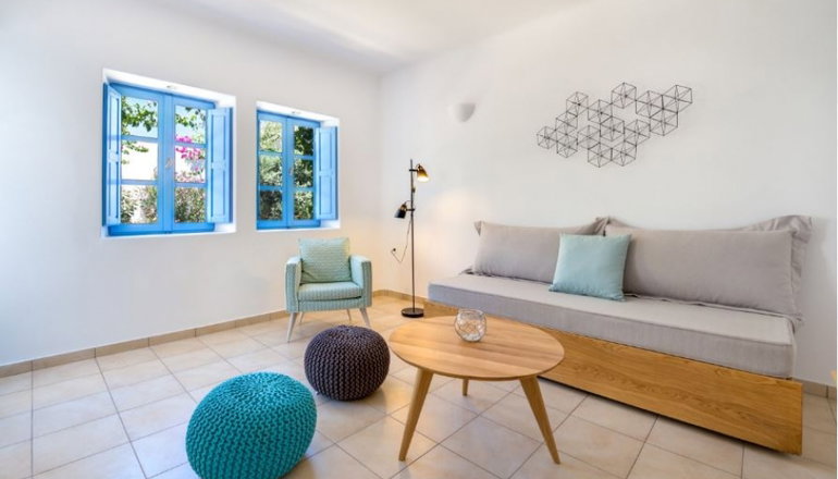 4* Marillia Village Santorini