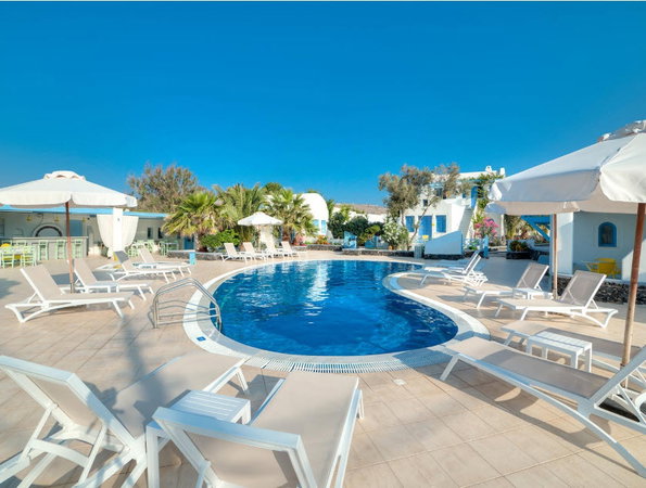 4* Marillia Village Santorini