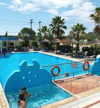 Muses Hotel - Κουκουναριές, Σκιάθος
