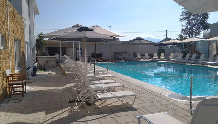 Marzi beach and Bungalows