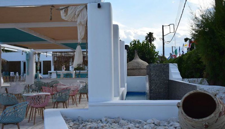 Marzi beach and Bungalows