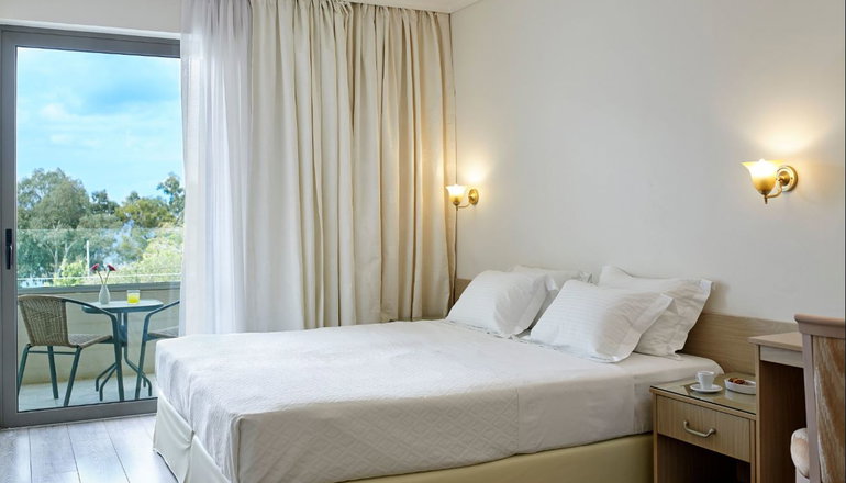 Medusa Beach Resort & Suites - Πλάκα, Νάξος