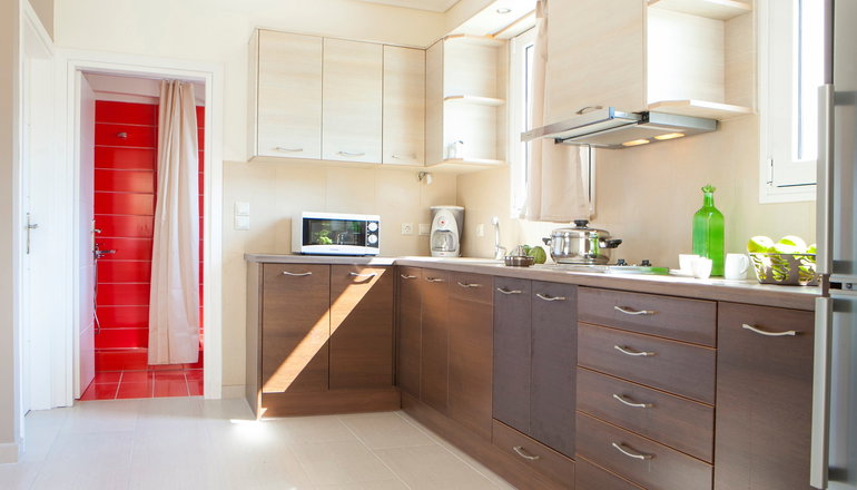 Meliti Waterfront Suites