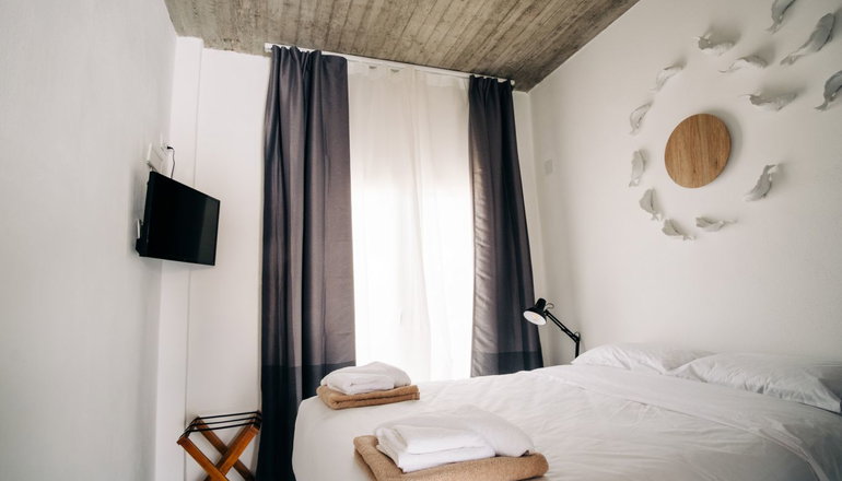 Mesanto Luxury Suites - Μεγαλοχώρι, Σαντορίνη