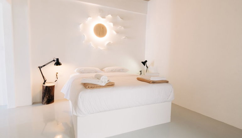 Mesanto Luxury Suites - Μεγαλοχώρι, Σαντορίνη