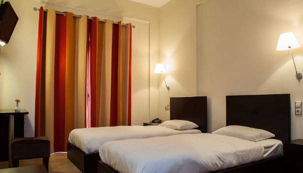 Meteoritis Hotel
