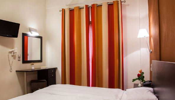 Meteoritis Hotel
