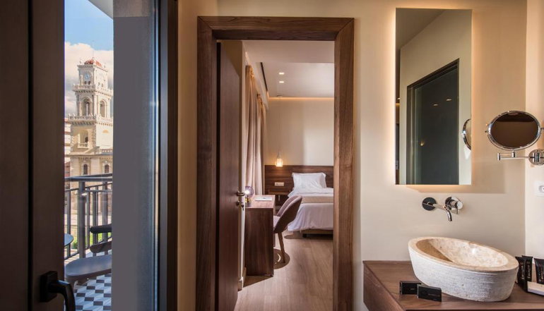 4* Metropole Urban Hotel